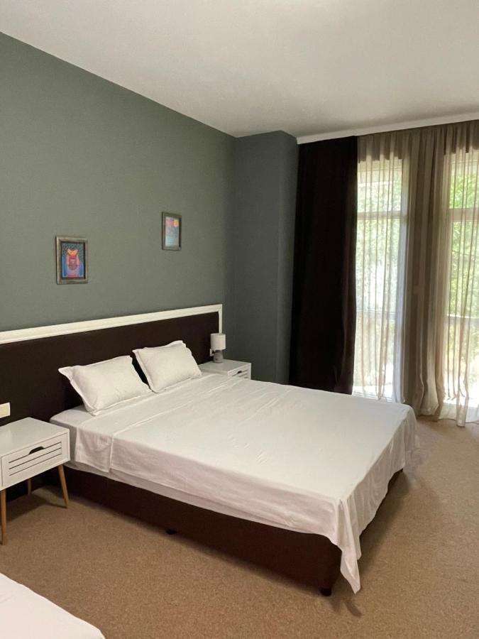 Family Hotel Garden Kŭrdzhali Eksteriør bilde